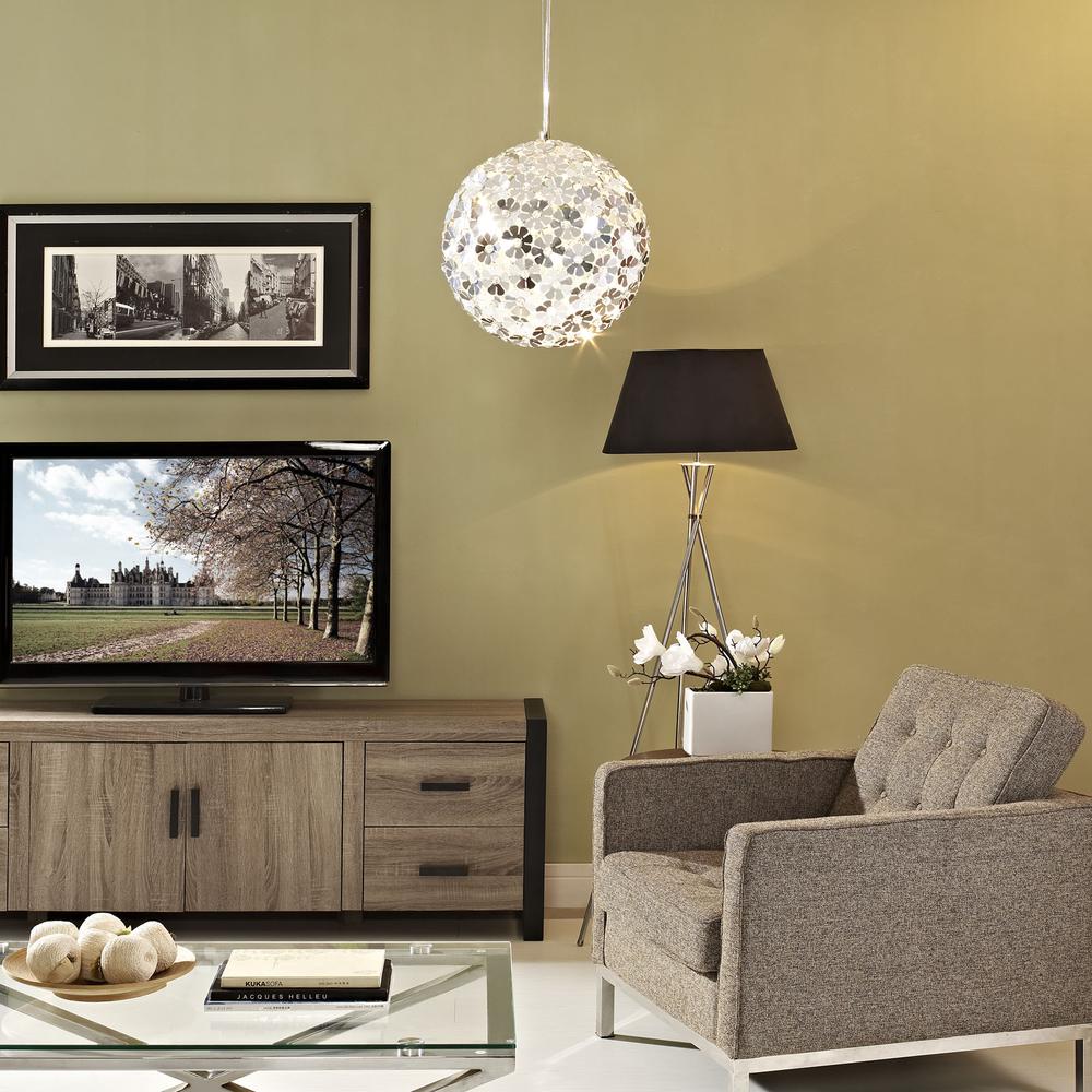 Chandeliers & pendants