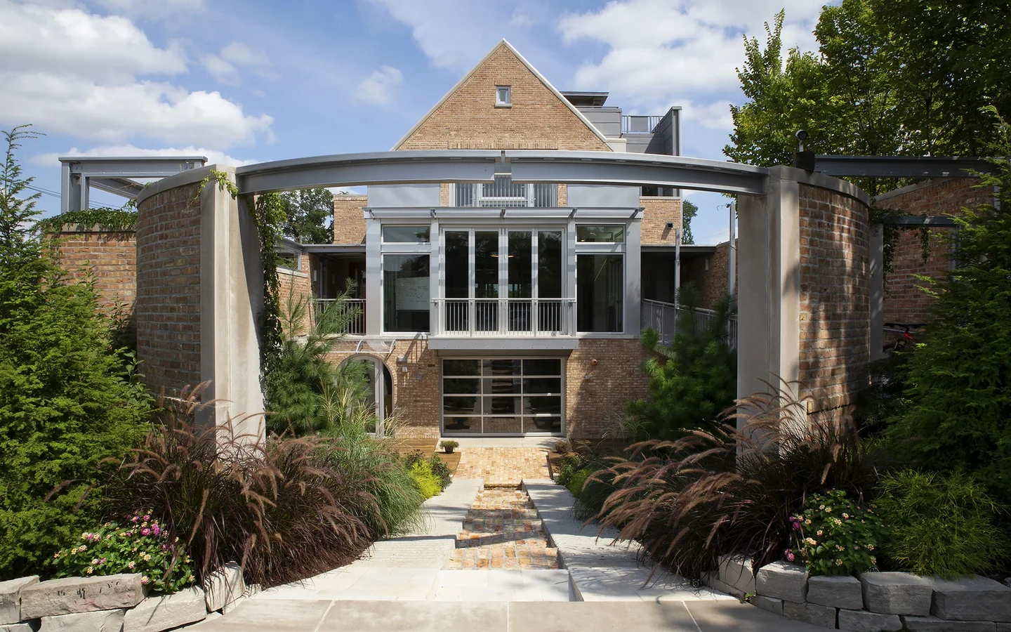 The Bison Commerce headquarters in Hinsdale, Illinois